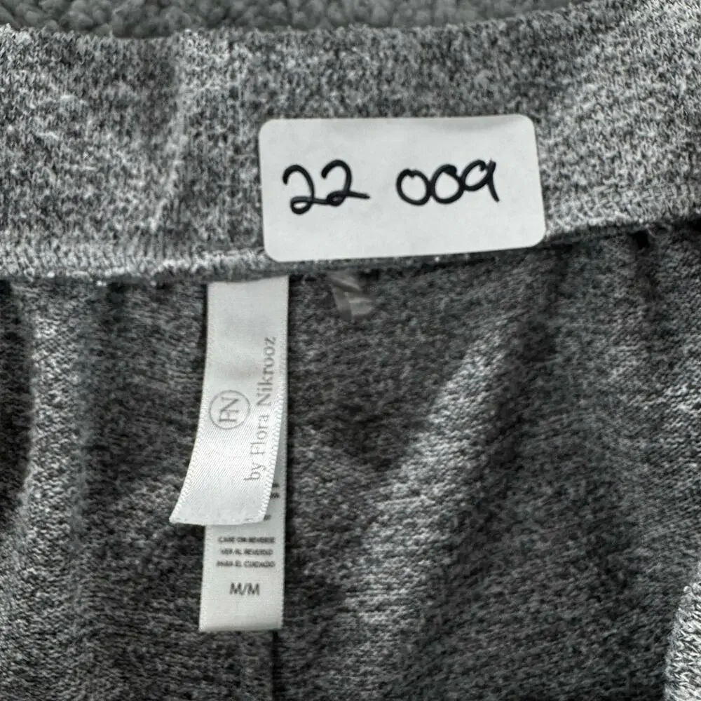 FN by Flora Nikrooz Women's Gray Jogger‎ Lounge Pants - Size M - Cozy & Stylish